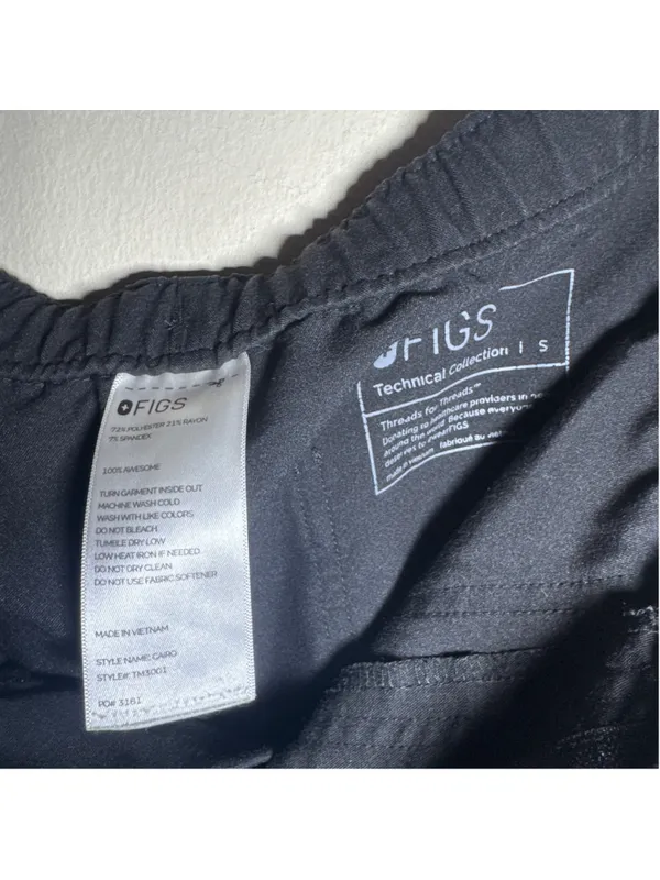 FIGS Scrub Set Size S Black inseam 32” - Image 6