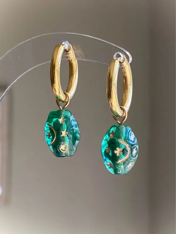 Handmade boho vintage fairy whimsical style quality Czech glass moon/star hoop earrings🌝🌠💚⭐️ - Image 6