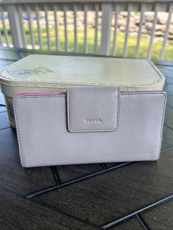 Fossil heather grey leather slim ladies wallet minimalist pink interior retro - Image 2