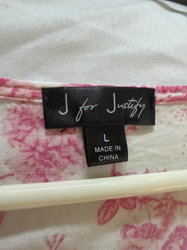 J for Justify High-Waist Wide-Leg Pants in Fuchsia - Image 4