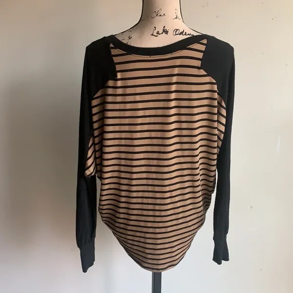 Cielo Top Striped Black Tan Medium - Image 7