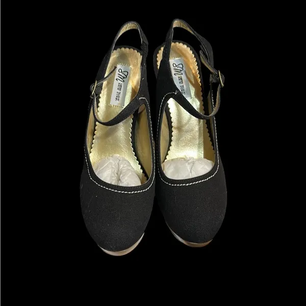 Steve Madden SM New York Black and Tan w/Contrast Cream Stitching Lydiaa Heels - Image 4