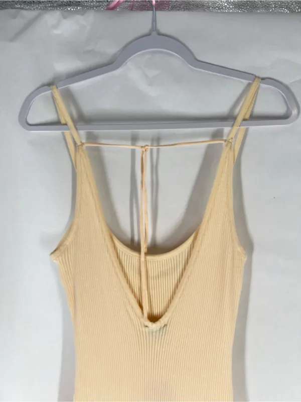 Beginning Boutique Zaria Beige Ribbed Knit Midi Dress Size 12/L NWT - Image 9
