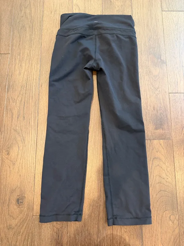 Athleta Black High-Waist Athletic Cropped Leggings Size Small - C31-043 - Image 3
