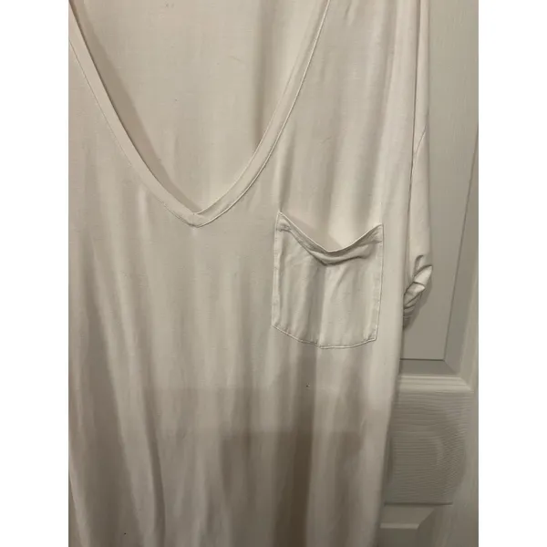Kyte Living Relaxed Fit Bamboo White Pocket Tee, XL - Image 3