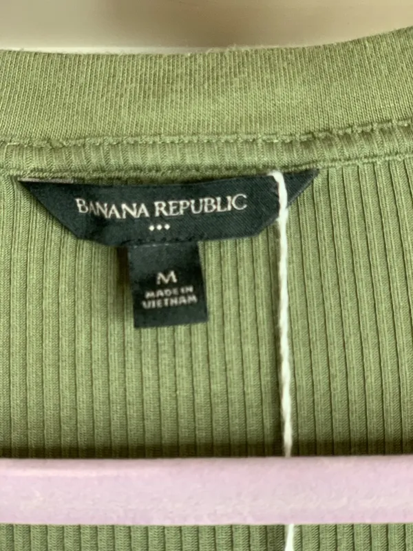 Banana Republic Button-Front V-Neck Ribbed Top - Olive Green Size-Medium - Image 3
