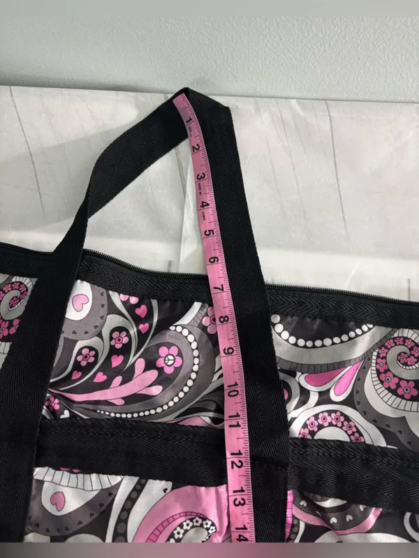 Braciano Packable Utility Tote Waterproof Beach Bag Pink Black Paisley Print - Image 7