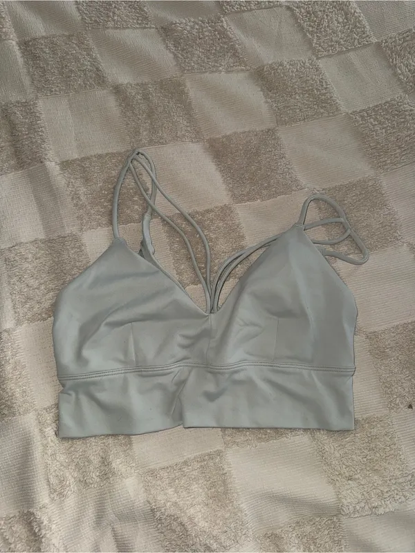 Alo Airlift‎ Intrigue Bra size Small - Image 3