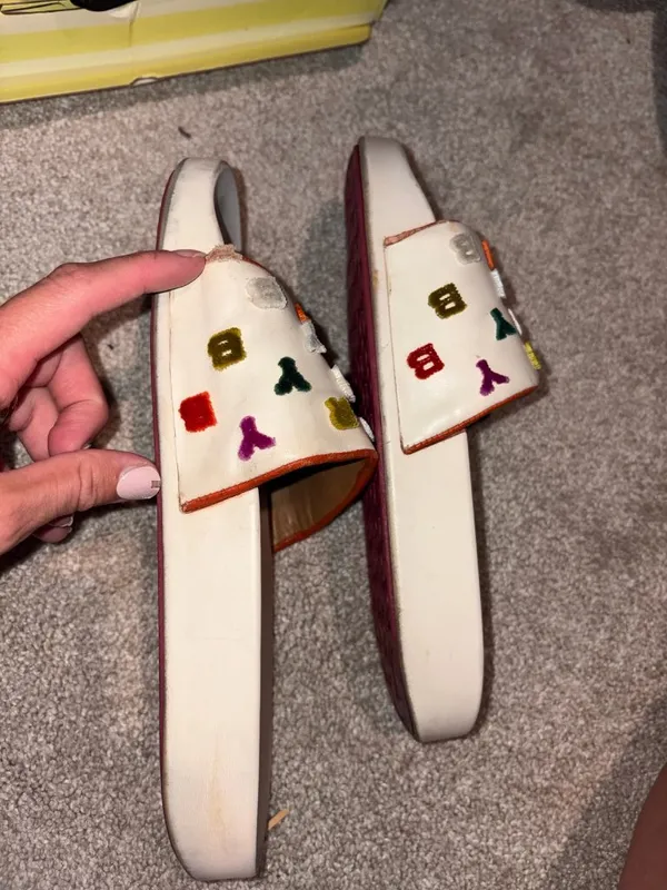 Tory Burch Embroidered Slide Sandals size 9 - Image 8