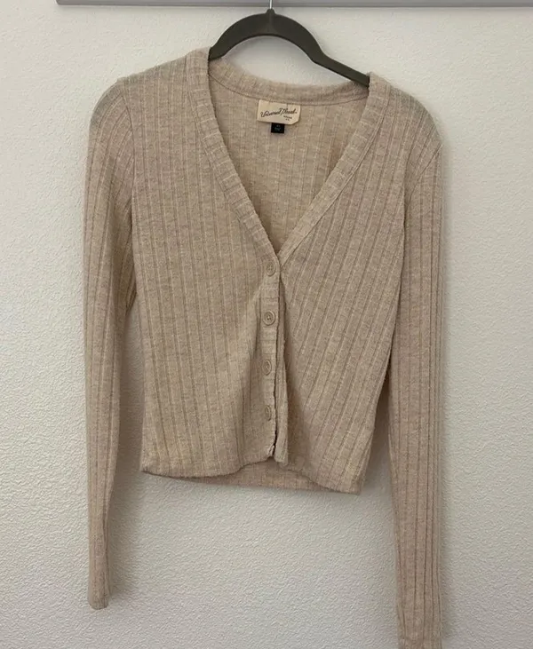 Ribbed V-neck Sweater - Image 2