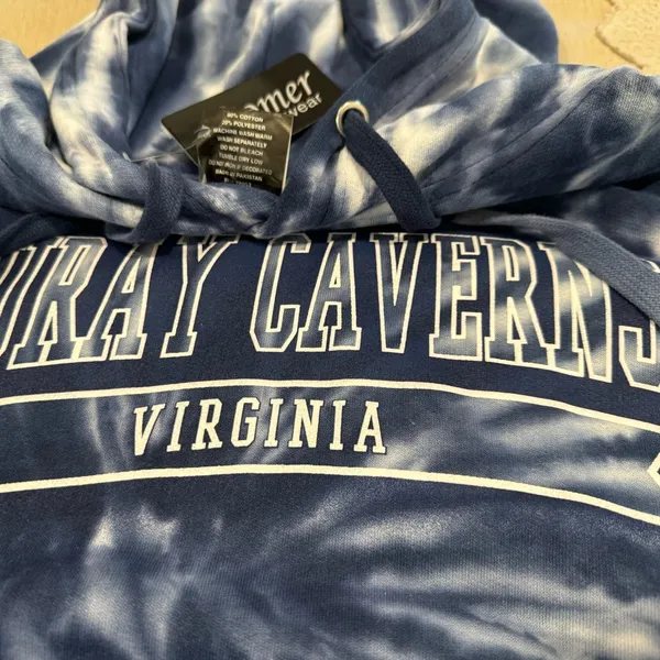 NWT XL Tie-dyed lightweight Hoodie “Luray Taverns, VA” - Image 4