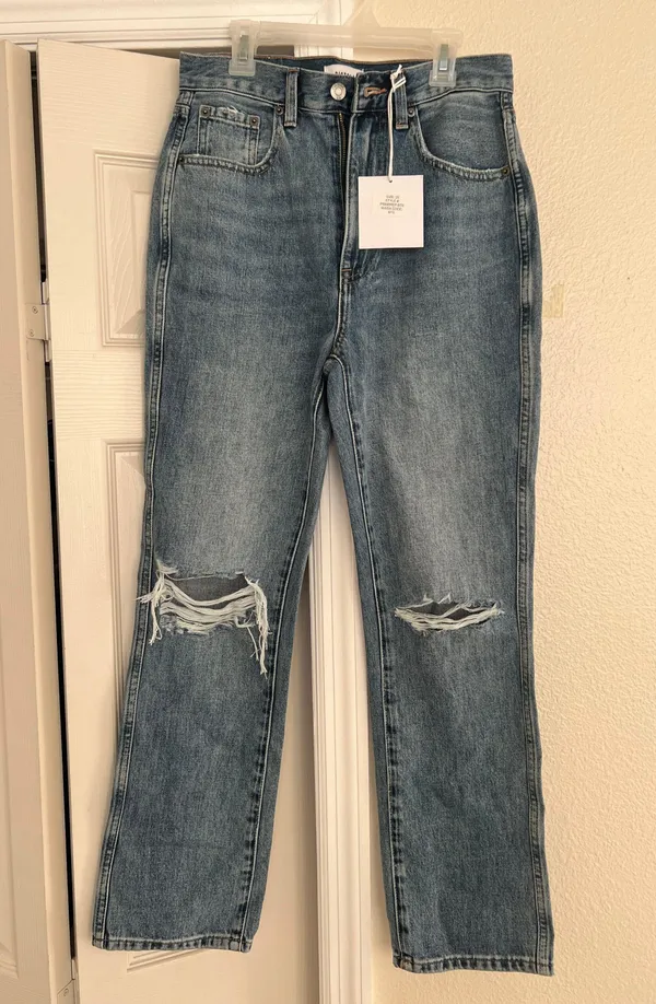 Pistola Eden High Rise Mom Jean- New - Image 2