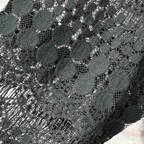 Jessica Howard Black Lace Overlay Dress with Beige Lining Sze 20W - Image 5