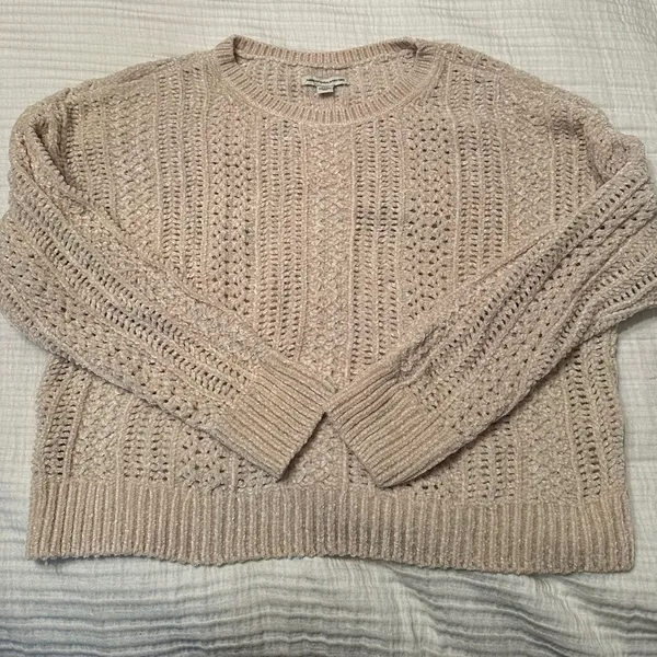 American Eagle Outfitters Sweater - Size M - Image 3