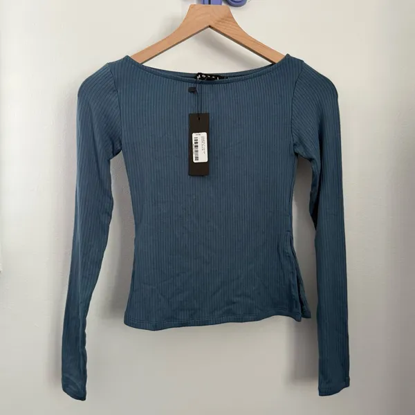 Motel Rocks XS NEW Dinar Split Hem Top In Mineral Blue - Image 2