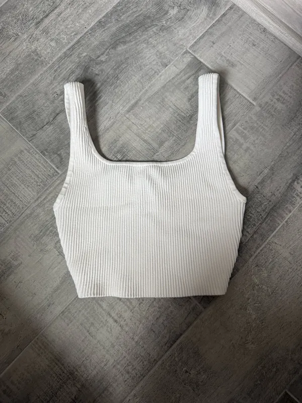 Aritzia Babaton Tank Sculpt Knit - Image 2