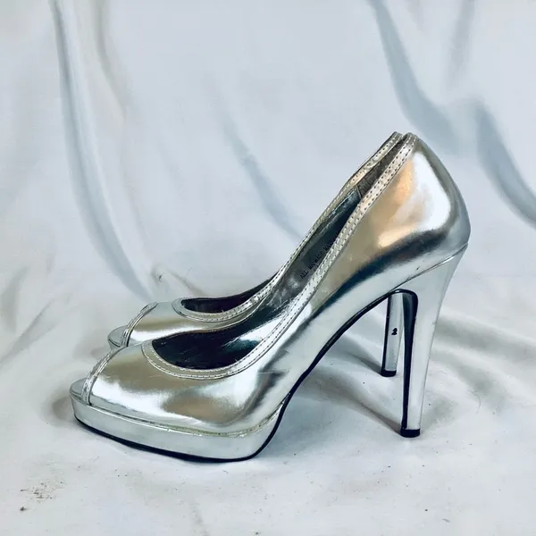 Colin Stuart Silver Peep Toe Pumps - Image 3
