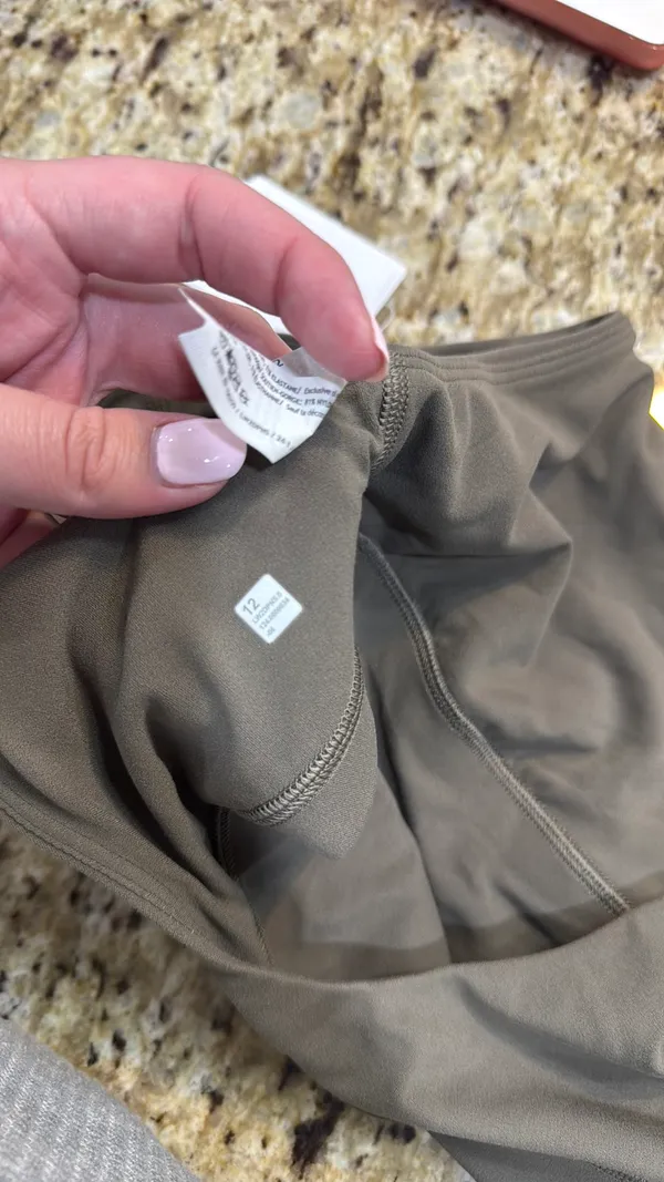 Lululemon Sports Bra 12 - Image 4