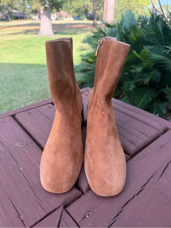 Ann Taylor Brown Suede Square Toe Sculptural Heel Boots Size 9 - Image 4