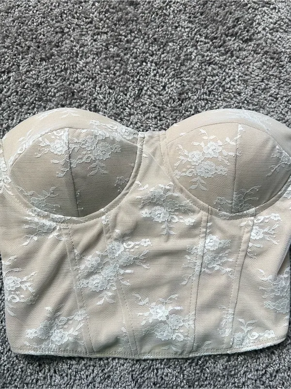 Strapless Lace Bustier in Light Beige - Image 3