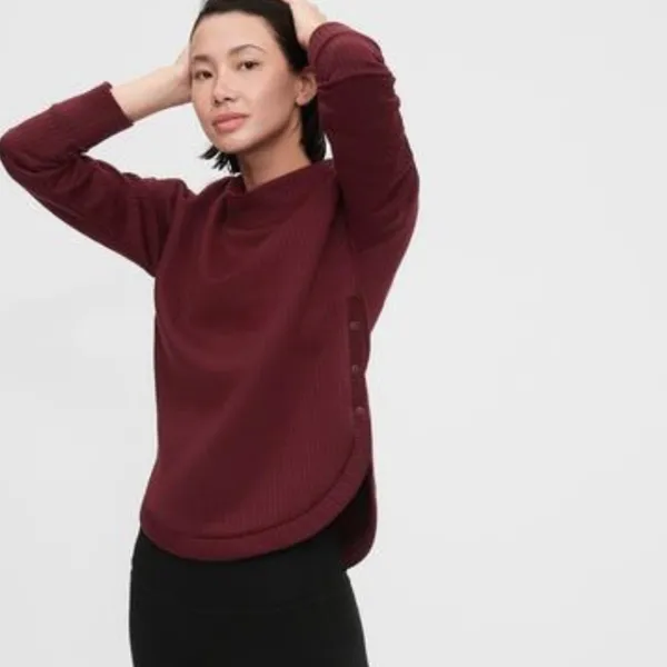 GapFit Pullover Sweatshirt‎ - Image 4