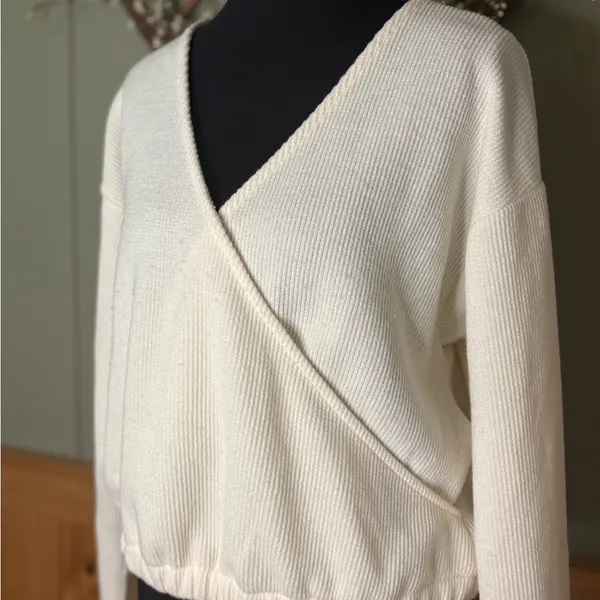 Madewell Cream V-Neck Women's Sweater - Image 2