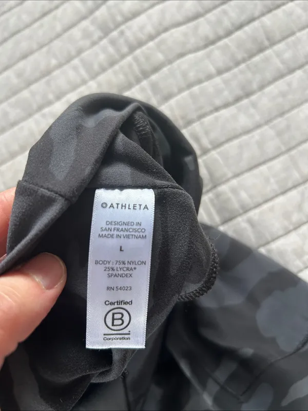 Athleta Salutation camo, gray, black jogger nylon comfy high rise pants L - Image 7
