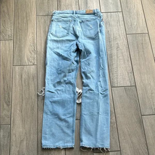Abercrombie & Fitch Light Blue 90s straight ultra High Rise Jeans - Image 5