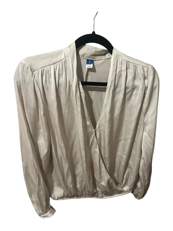 Old Navy Satin Wrap Blouse – Size M Satin Surplice Long-Sleeve Top in Cream - Image 2