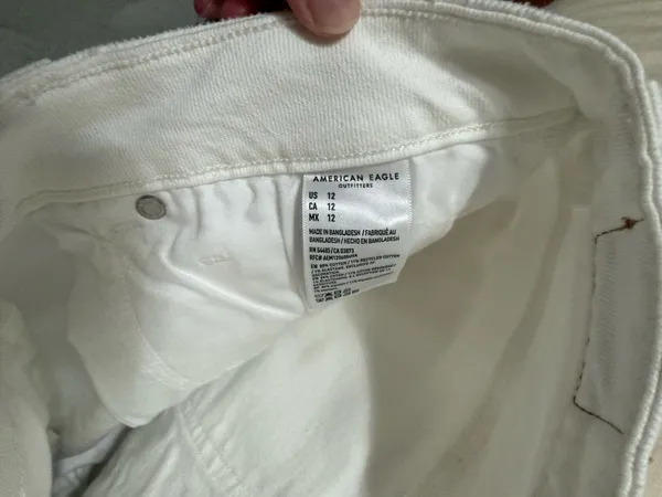 American Eagle White Denim Stretch Shorts - Image 5
