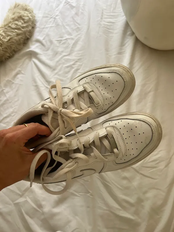 AF1 White Size 5.5 - Image 2