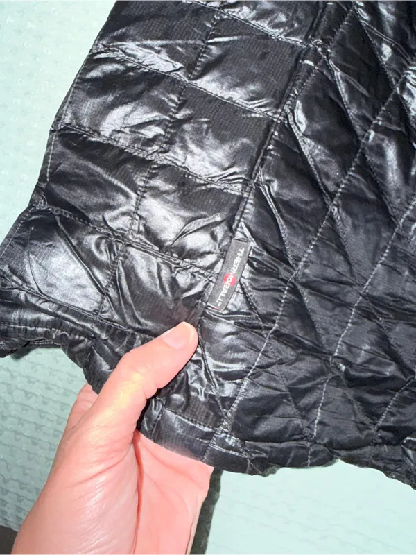 The North Face Women's Black Thermoball Quilted Packable Puffer Jacket size XL - Image 4