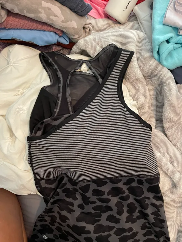 Lululemon Tank - Image 3