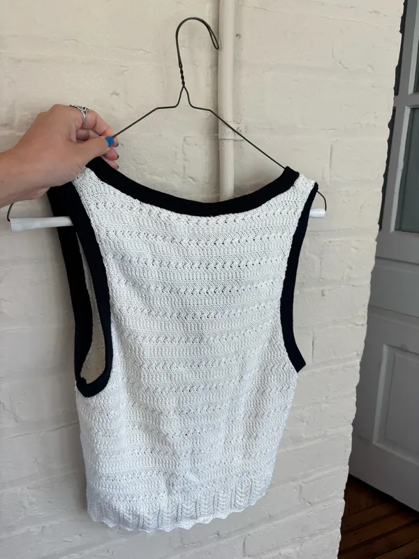 Abercrombie Woven Vest - Image 2