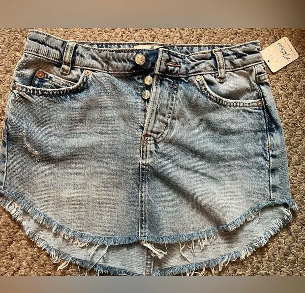 Free People Denim Mini - Image 2
