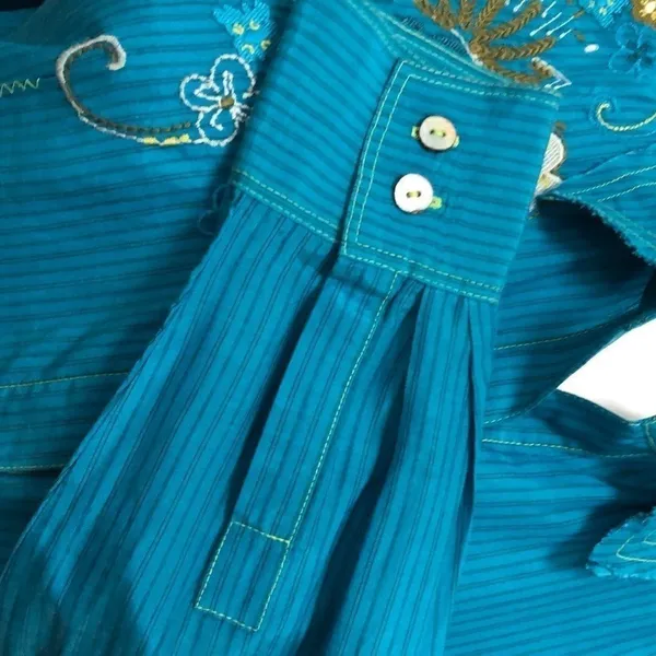 Chico’s button down embroidered collared silk blouse - Image 8