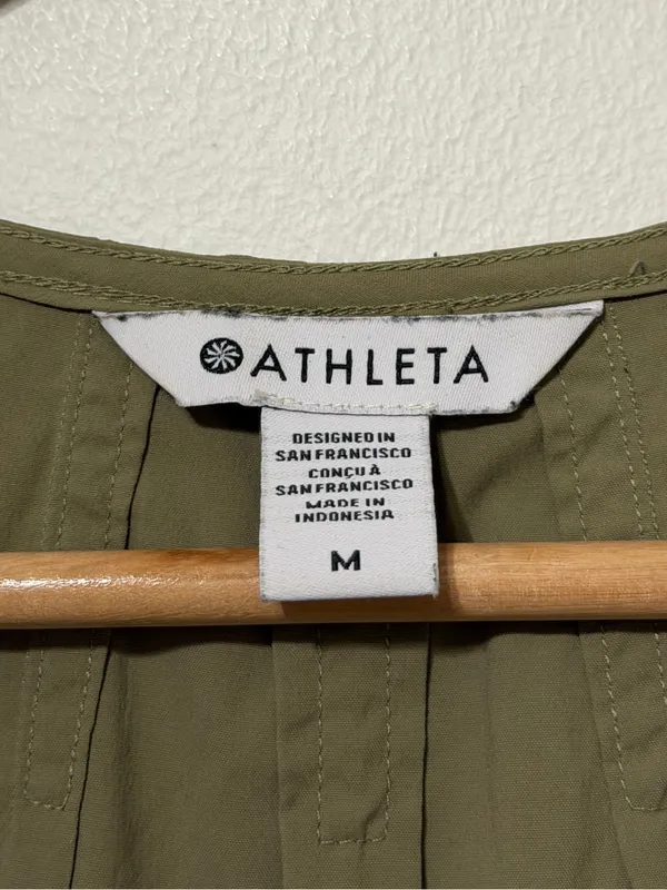 Athleta Adventure Utility Zip-Front Jumpsuit Size Medium Green - Image 3