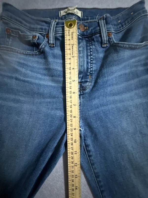 Madewell Kick Out blue jeans in size 26 - Image 7