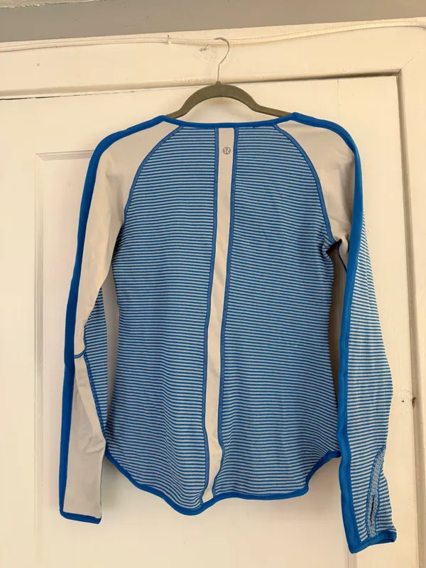Lululemon long sleeve  - Image 2