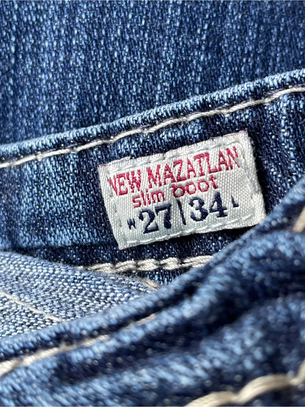 MEK Distressed y2k New Mazatlan Slim Bootcut Denim Jeans- 27/34 but 28.75 Inseam - Image 4