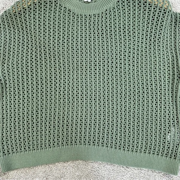 Old Navy Women’s Long-Sleeve Cropped Crochet Sweater Rib Knit Weeping Willow M - Image 6