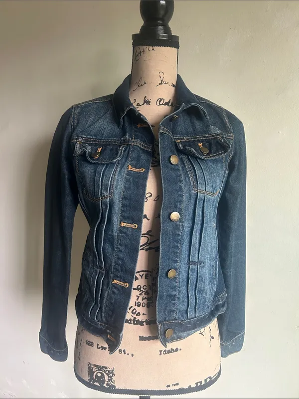 GAP 1969 Distressed Denim Jacket Size XS - Image 3
