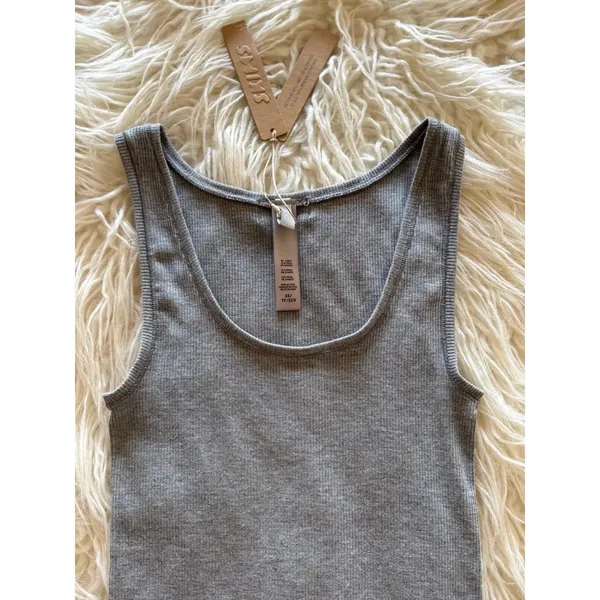 Skims Soft Lounge Tank Top Heather Grey Size XS - Image 5