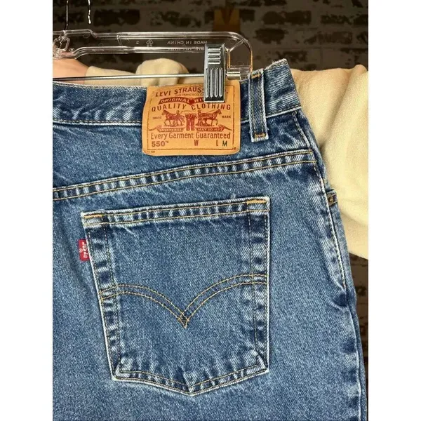 Levi’s | women vintage 550 relaxed fit tapered jeans - Image 8