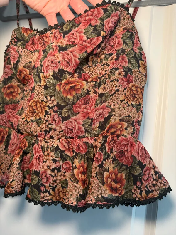 Dress Forum Tank Vintage Floral Print Striped Lurex Top with Lace Trim - Image 4