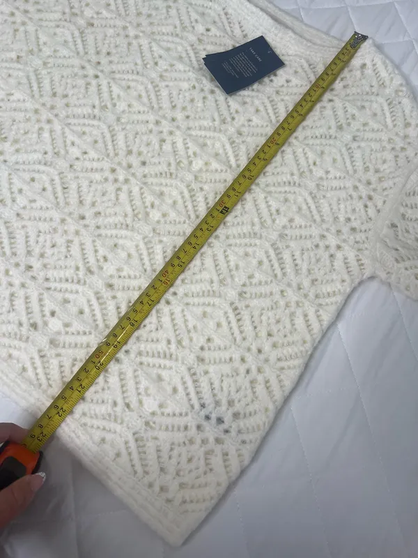 Universal Threads Ivory Crochet Knit Sweater Boho Cottagecore Soft Girl Top Sz M - Image 6