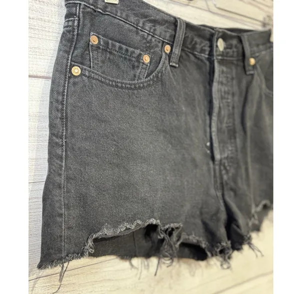 Levi's Shorts Womens W29 501 Button Fly Black Raw Hem Grunge High Rise - Image 2