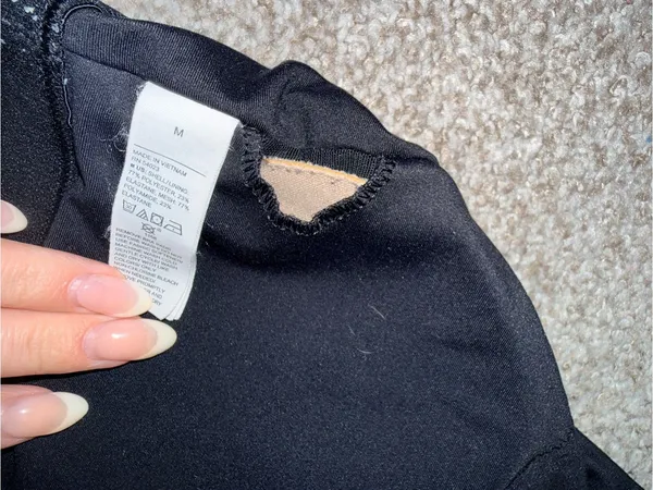 Old Navy Black Cropped Tank Top - Image 4