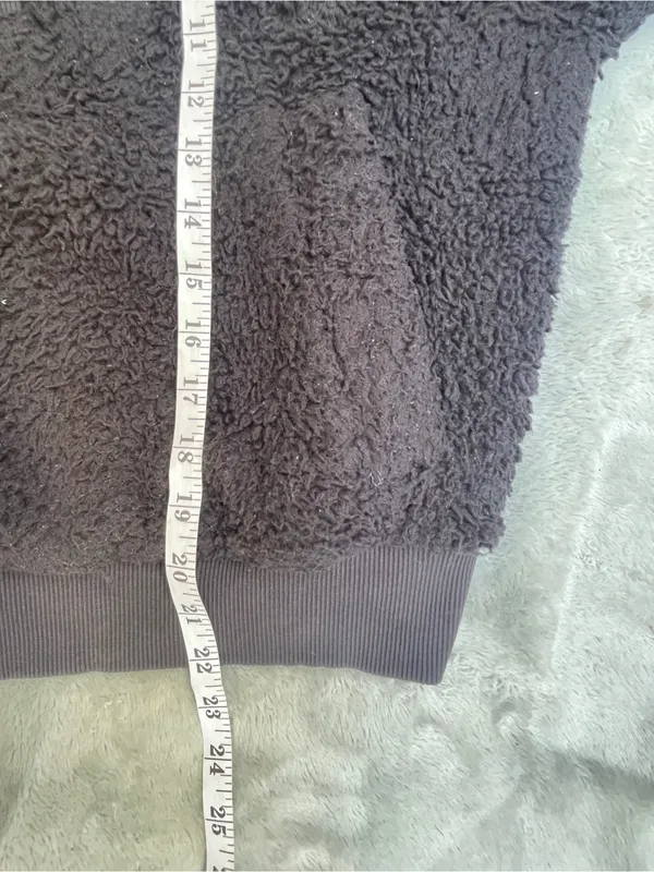 Lululemon Oh So Sherpa Half Zip Sweatshirt black minimalist cozy cabin outdoor 6 - Image 10