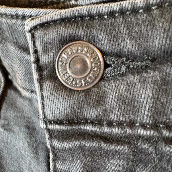 Levi's 726 Flare Black Denim Jeans‎ Size 27 - Image 4